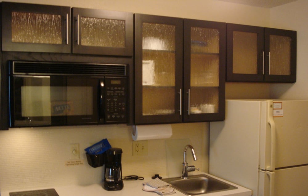 Candlewood Suites Waco 47/58