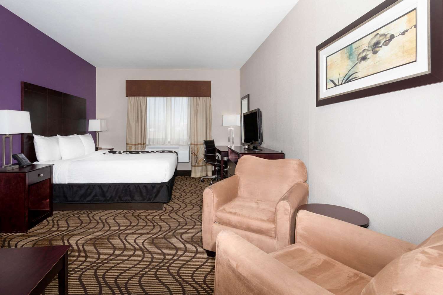Baymont by Wyndham Henderson-Northeast Denver 38/58