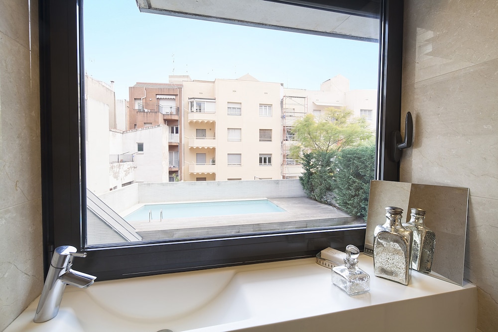 My Space Barcelona Pool with Terrace 34/35