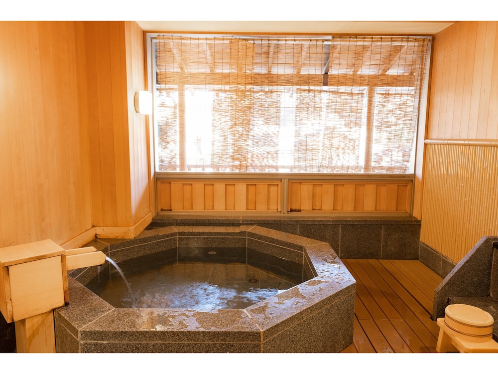 Hotel Castle Inn Ise Meotoiwa 12/23