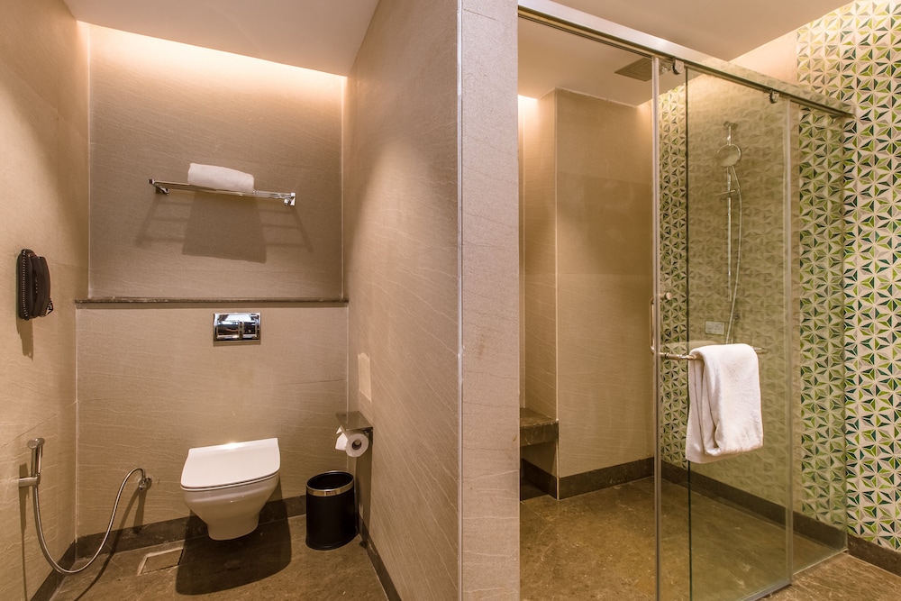 Holiday Inn Chandigarh Zirakpur 38/75
