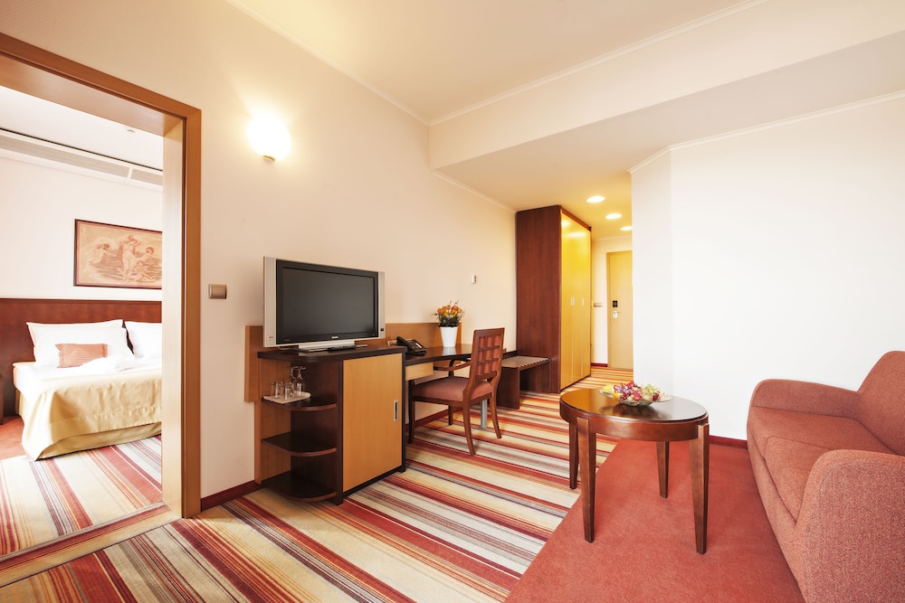 GRAND HOTEL PRIMUS 20/50