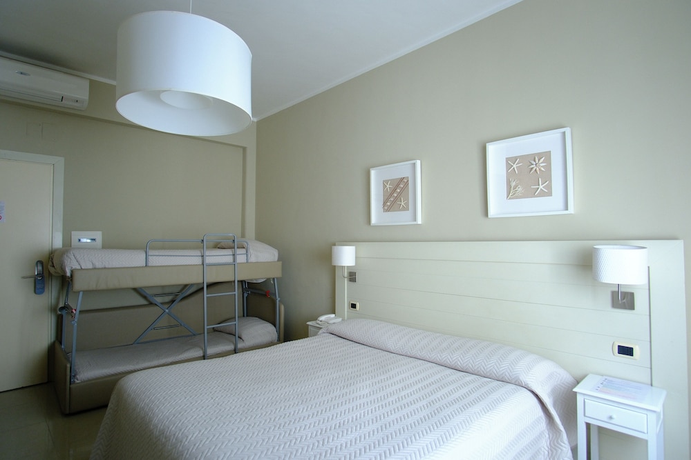 Astoria Vico Hotel 17/64