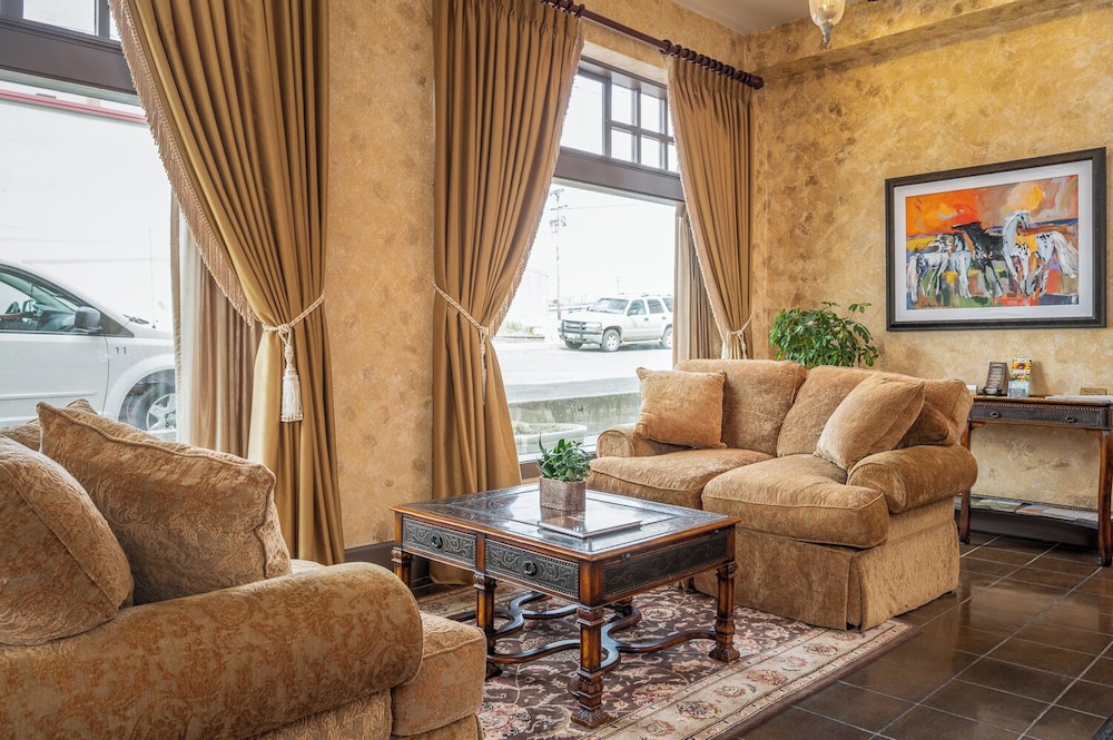 Historic Hotel Condon 27/50
