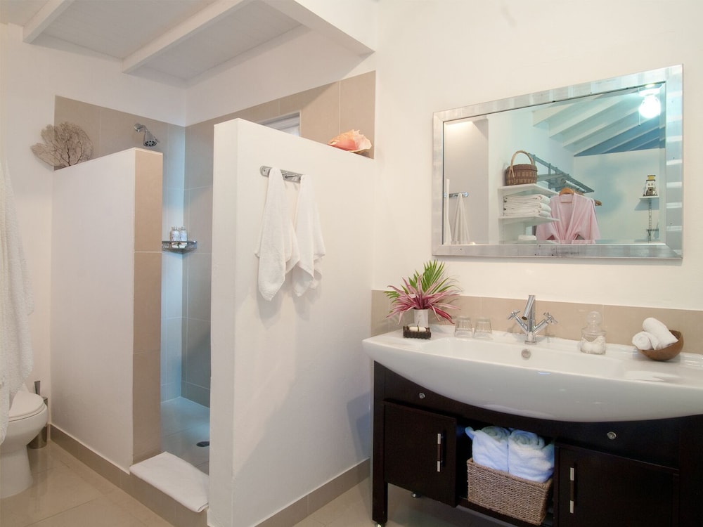Firefly Plantation Bequia 48/50