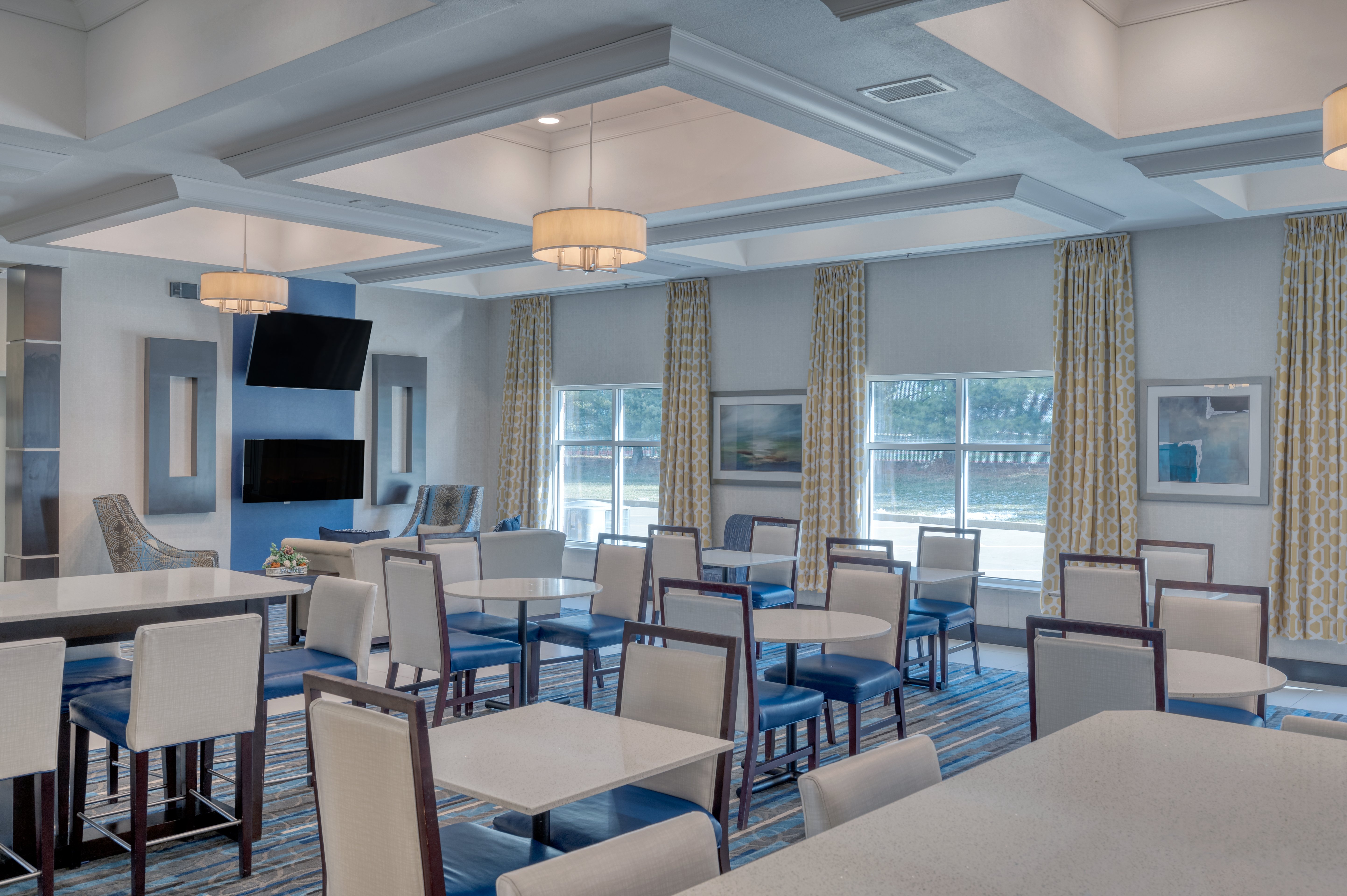 Holiday Inn Express Suites Edwardsville 31/45