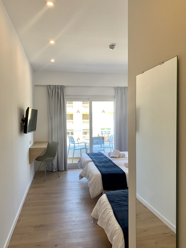 Hostal Alcina 23/45