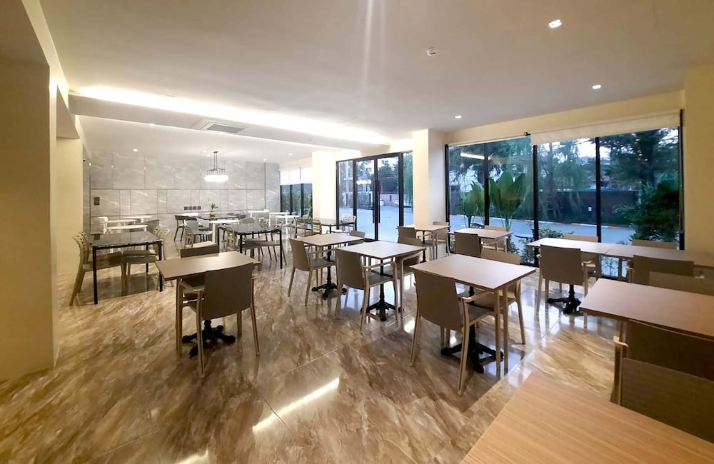 The 9 Residence Hotel 43/50
