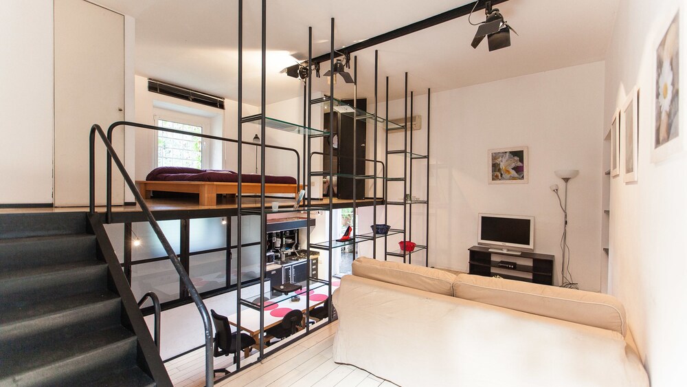 Rental In Rome Riari Loft 7/18