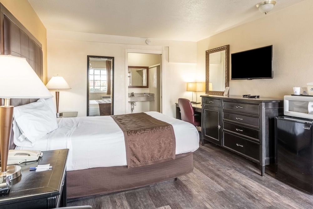 Americas Best Value Inn Suites Flagstaff 18/27