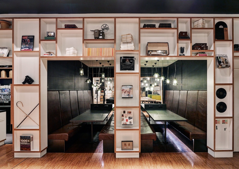 citizenM Hotel Glasgow 43/52