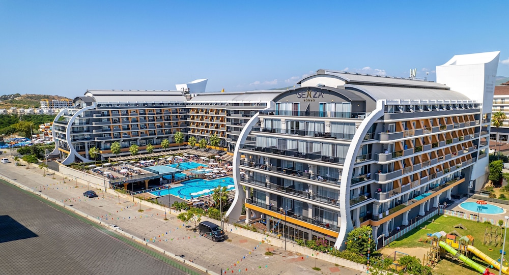 Senza The Inn Resort & Spa 4/50