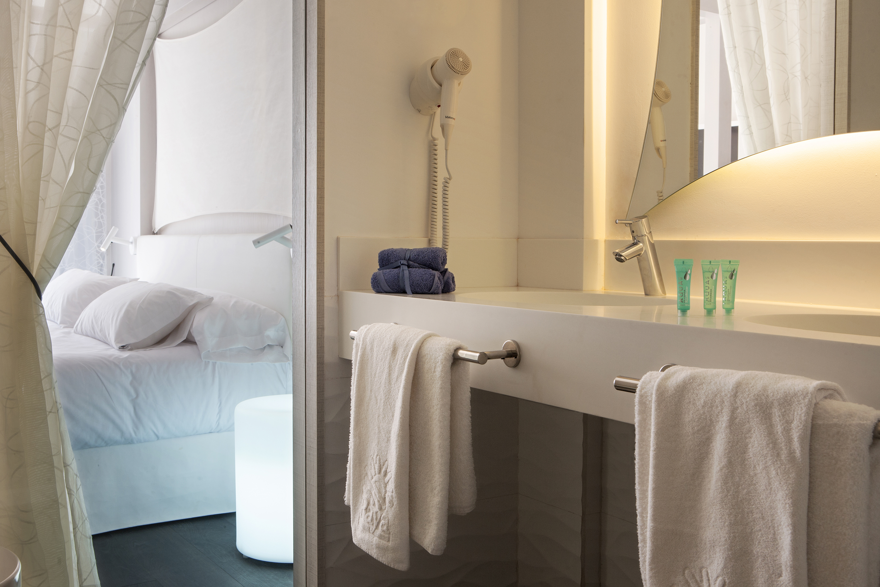 غرفة سوبيريور بسرير مزدوج، Blanco Hotel Formentera 2/2