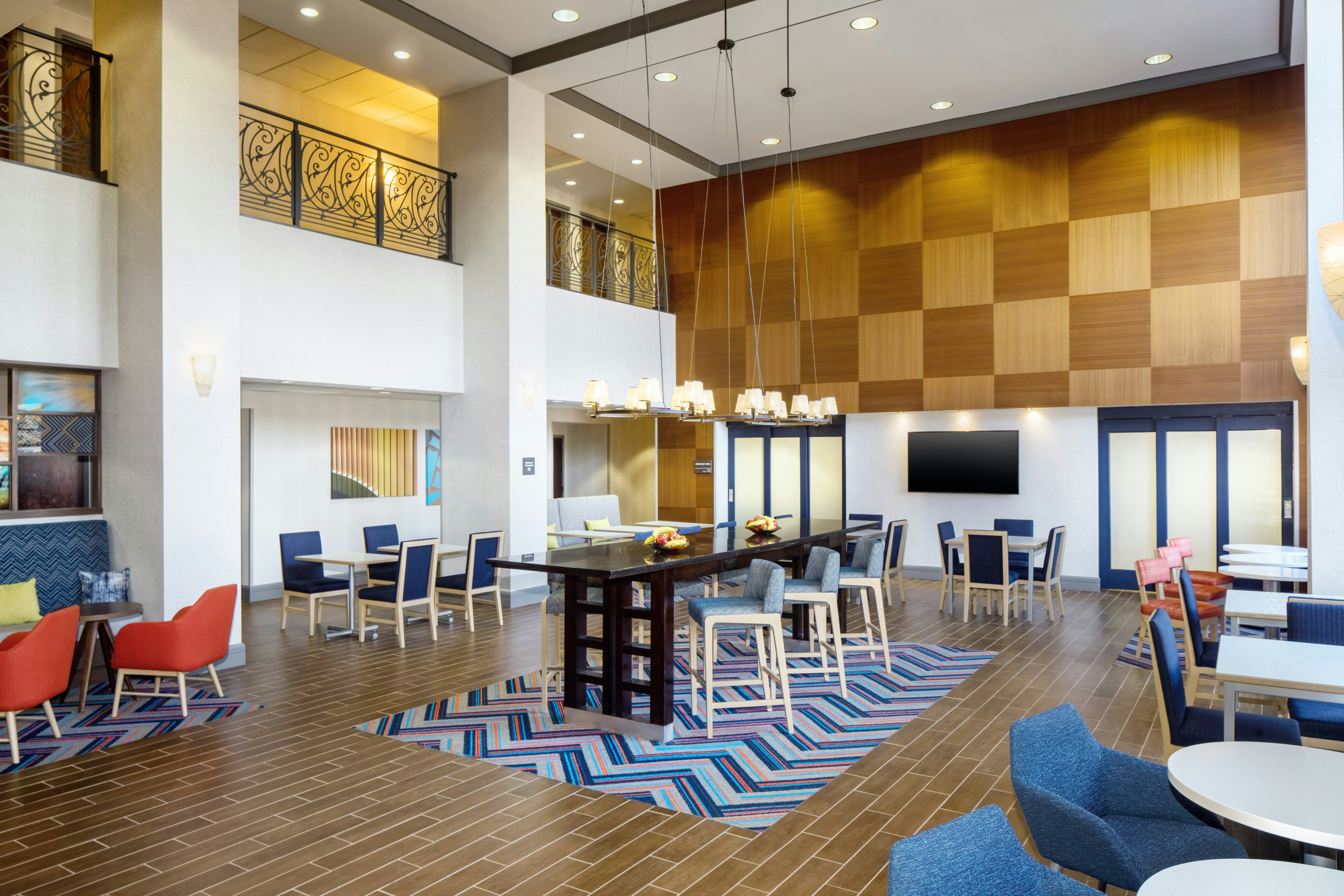 Hampton Inn Garden City Long Island, NY 27/32