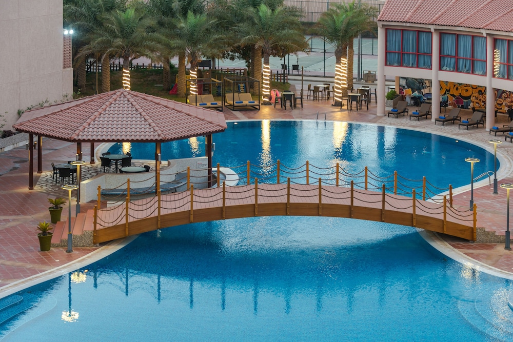 فندق قرية الريم(Al Reem Village Hotel) 5/51