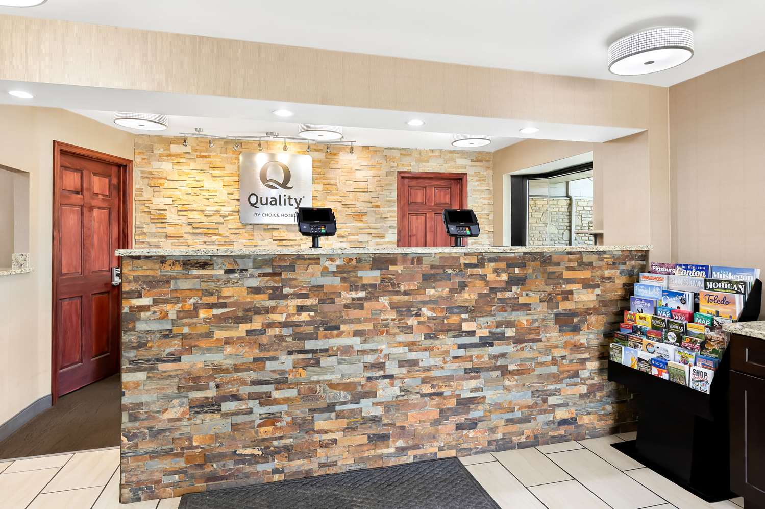 Quality Inn Middleburg Heights near Cleveland Airport 4/19