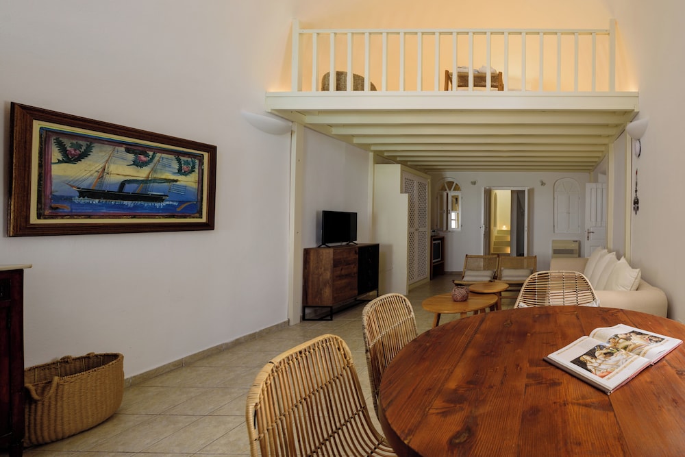 Revelis Villa & Canava 30/50