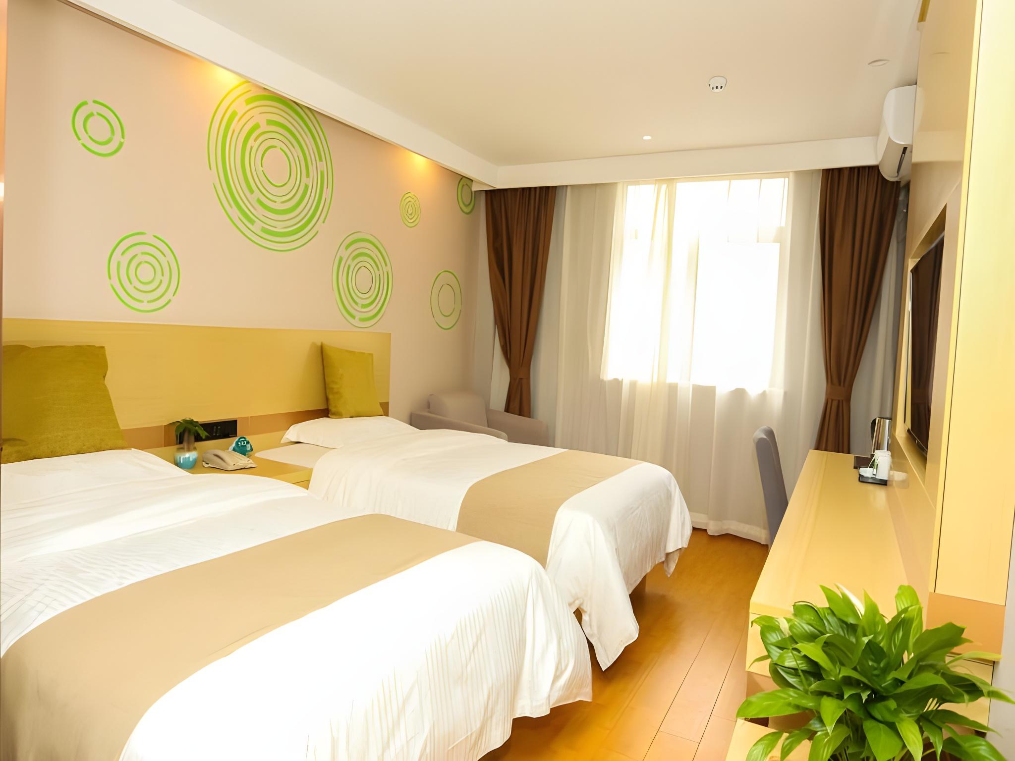 BUSINESS, TWIN BEDS