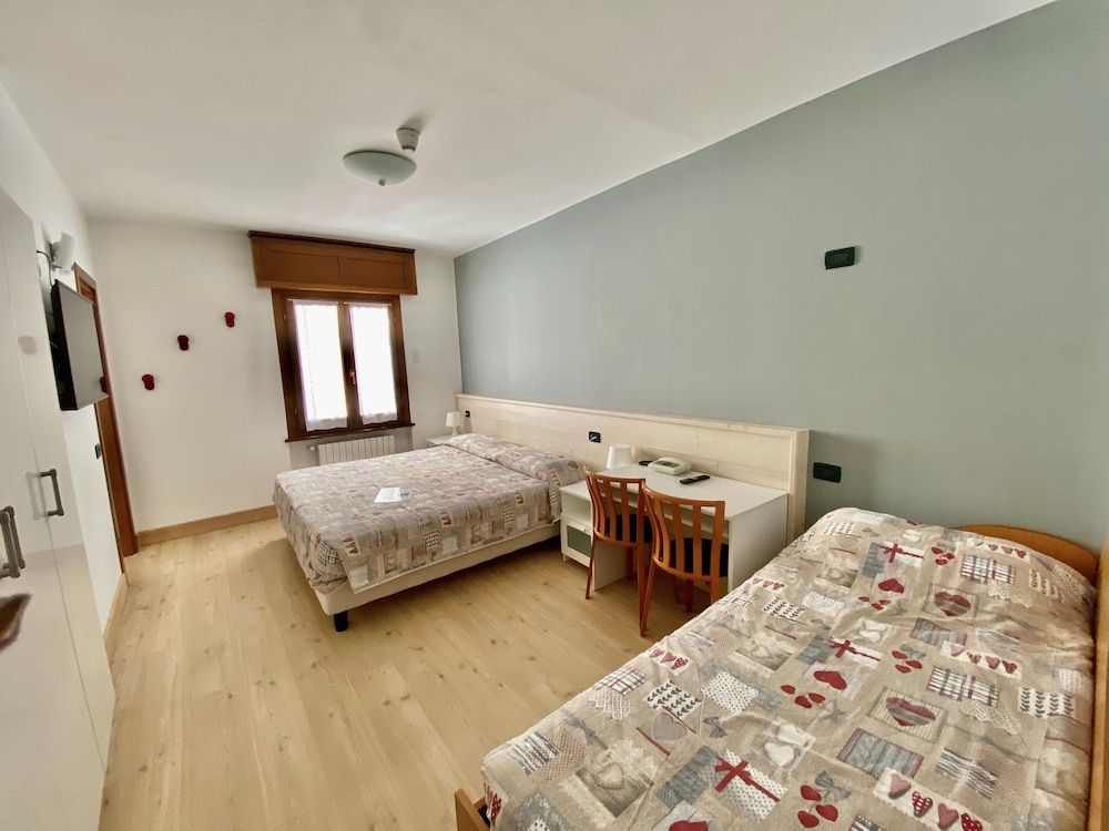 Hotel Sciatori 8/44