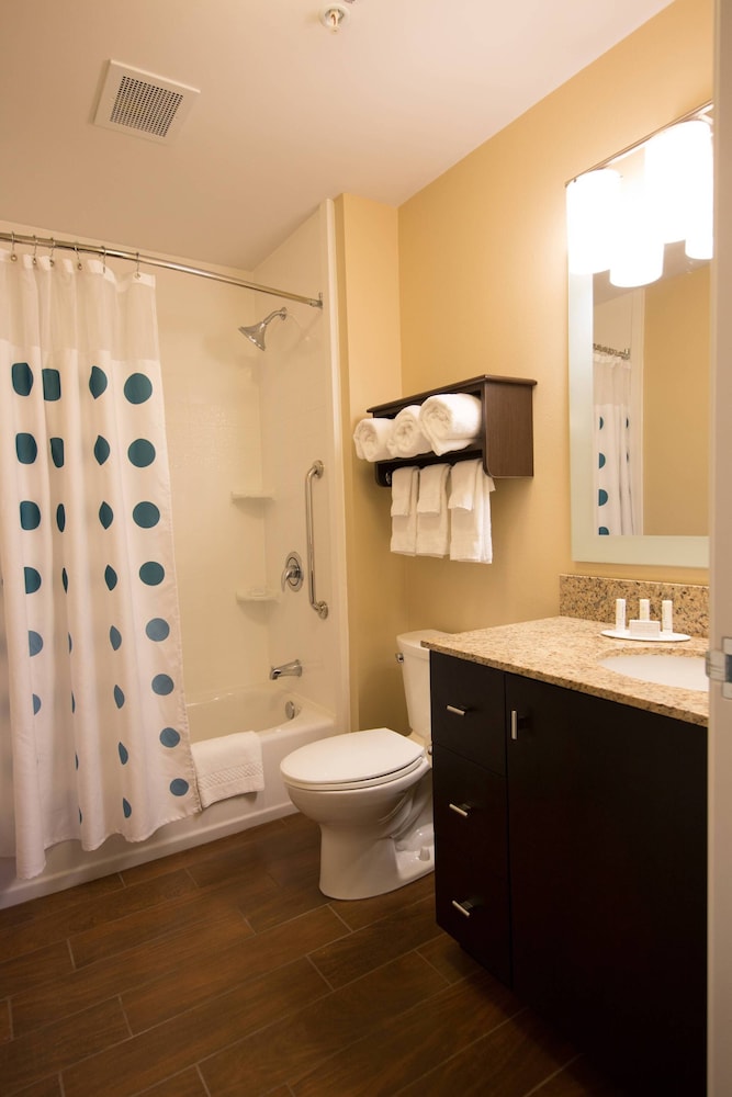 TownePlace Suites Lincoln North 33/36