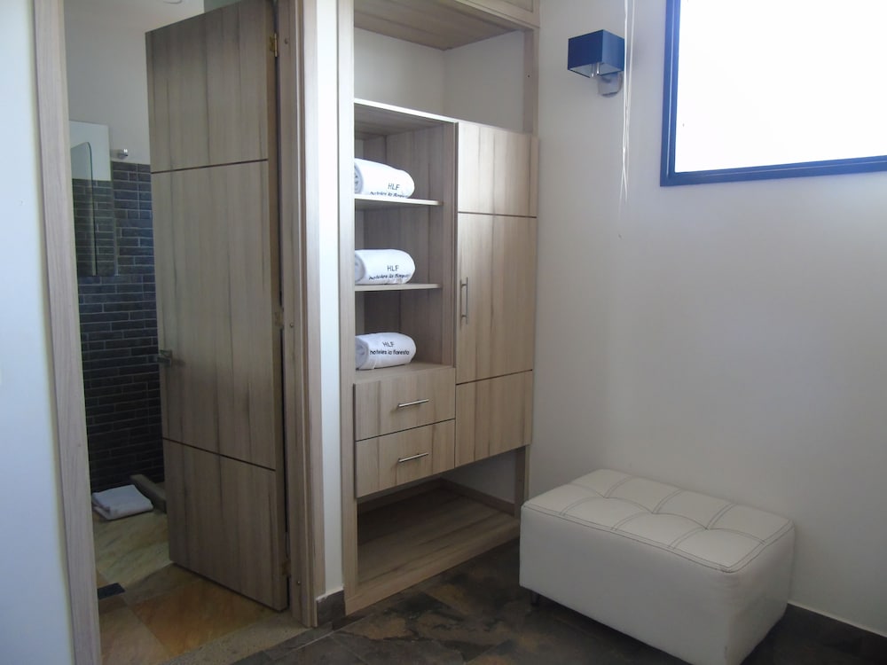 Hotel Capitan Ricaurte 17/66