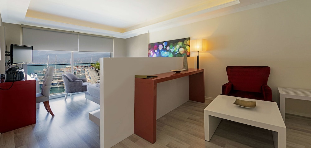 Orka Boutique Hotel 49/59