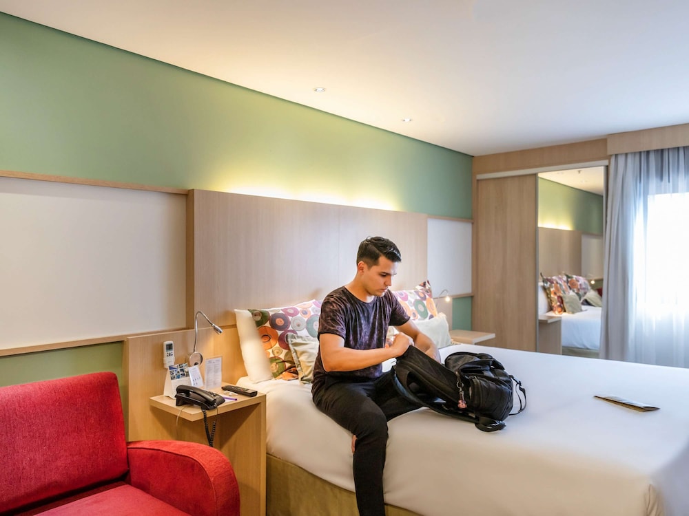 Mercure Sao Paulo Nacoes Unidas 40/76