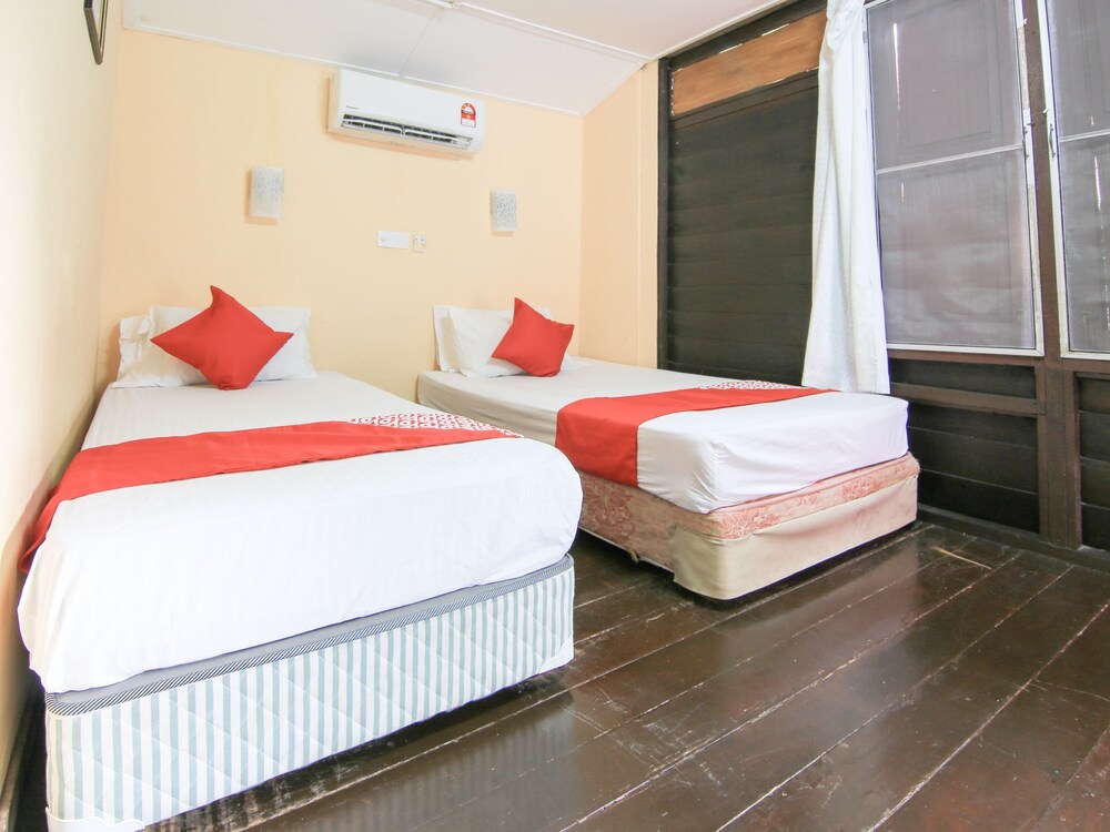 Hotel O Ombak Inn Chalet 21/27