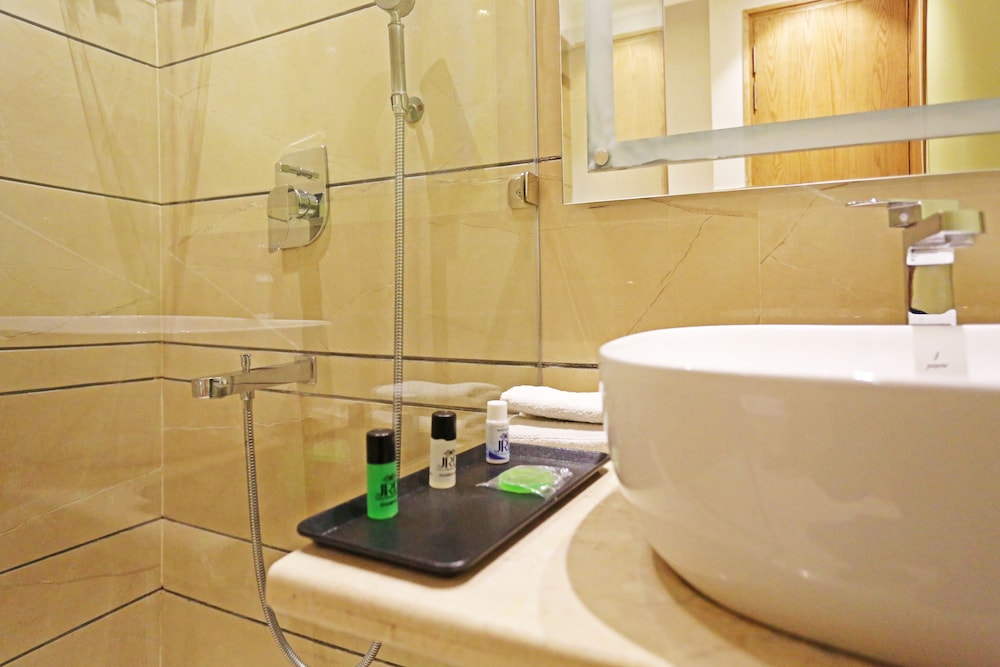 غرفة جونيور بسرير مزدوج، The Jrd Luxury Botique Hotel 4/8