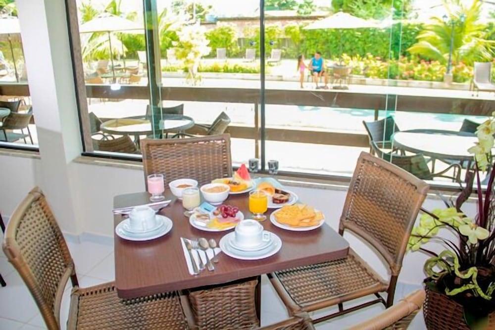 Hotel Ancoradouro 10/17
