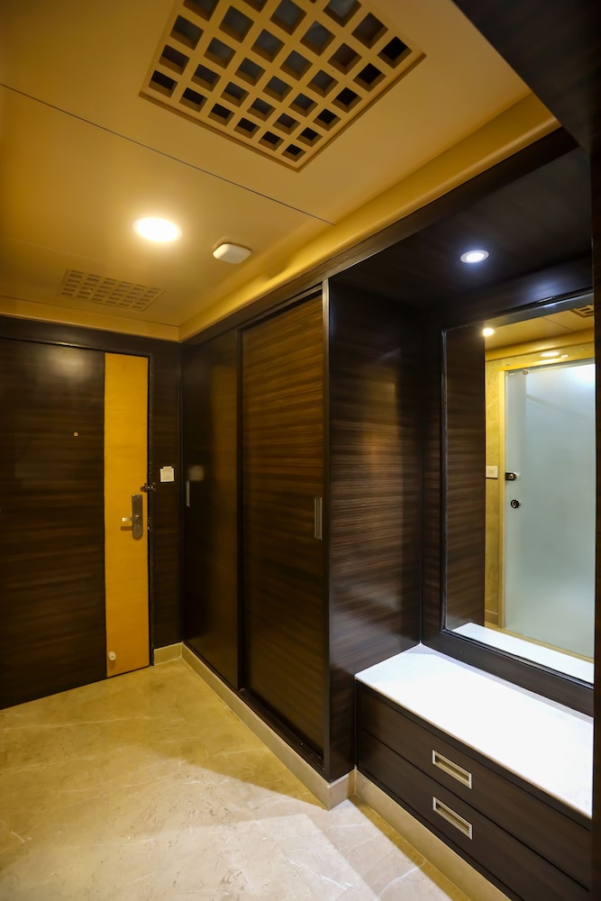AADITHYA HOTEL 21/29