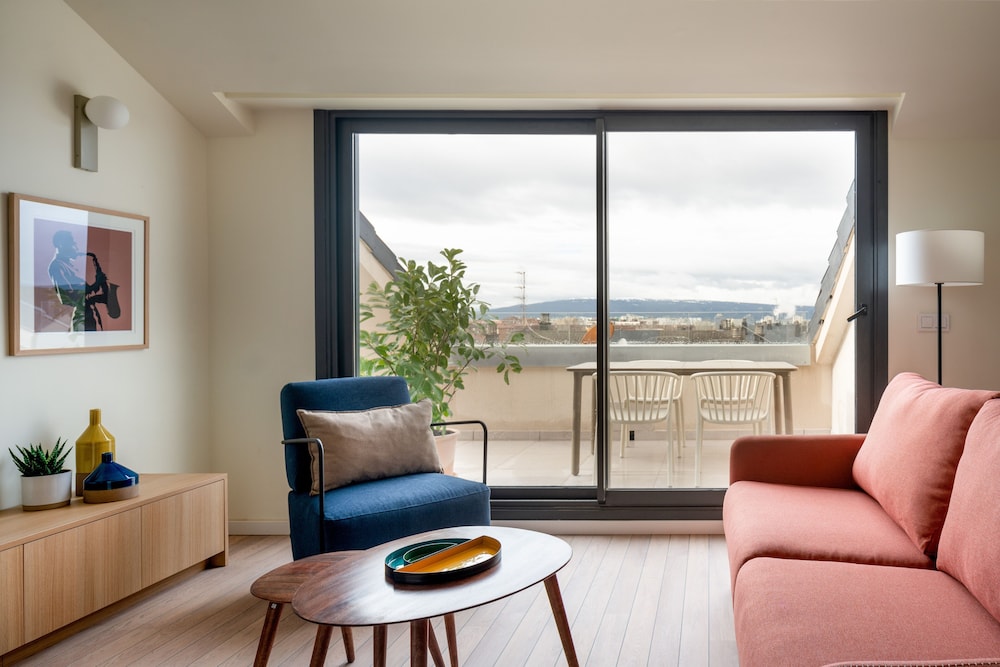Aparthotel Libere Vitoria 36/65