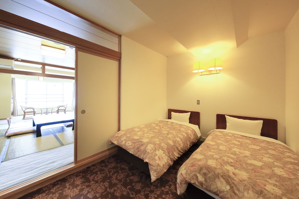 Lakeland Hotel Mizunosato 9/50