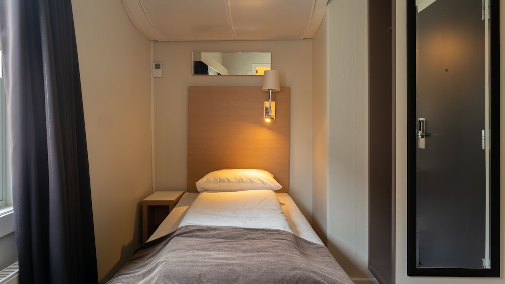 City Living Sentrum Hotel 17/49