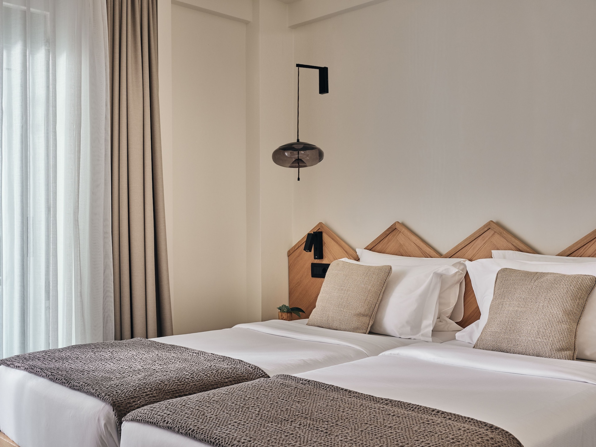 2 Bedrooms, Domes, 2 Double Beds, Sea View, Private Pool, Balcony