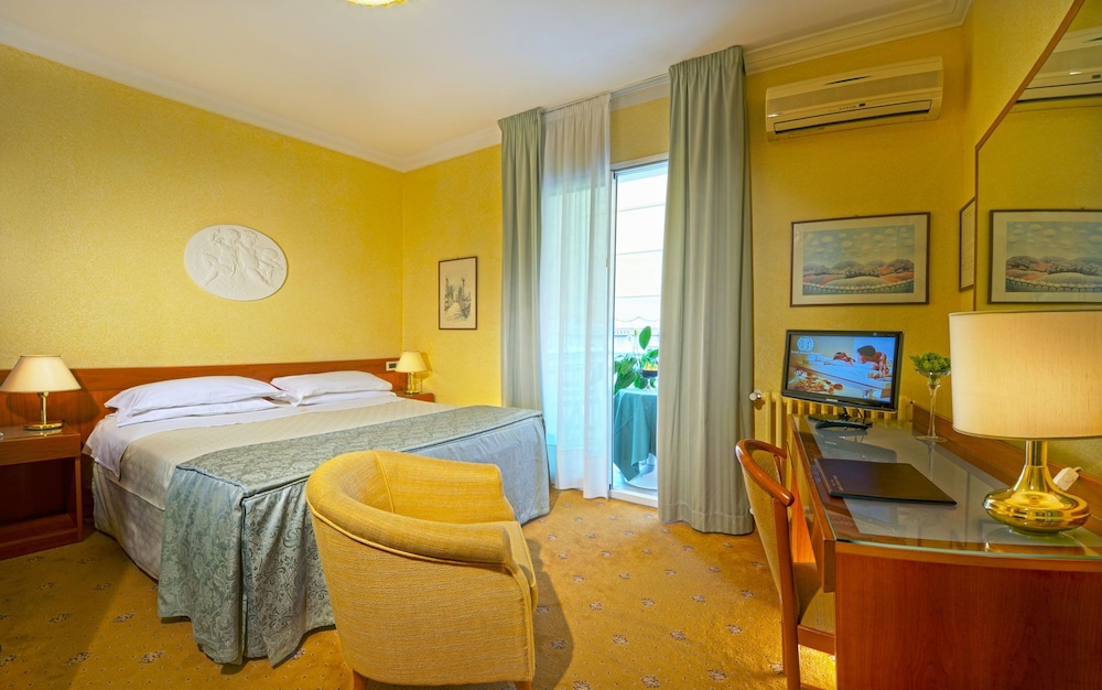 Hotel Aurora Terme 29/65