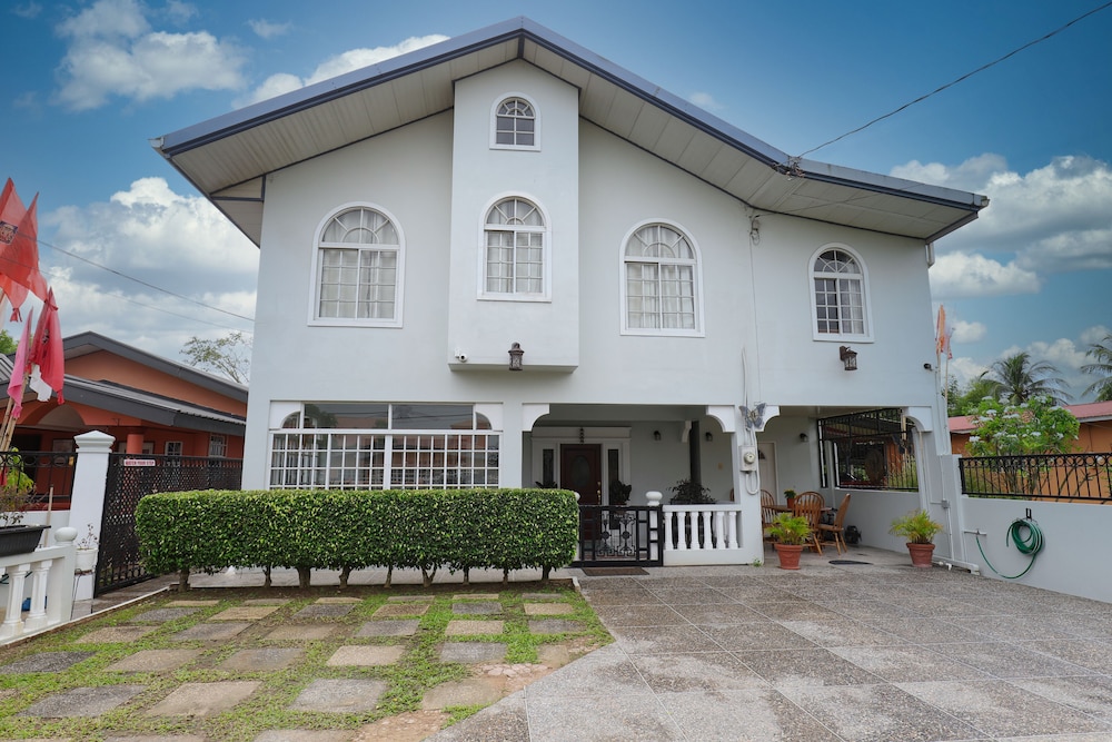 Airport Inn Ltd. 1/21