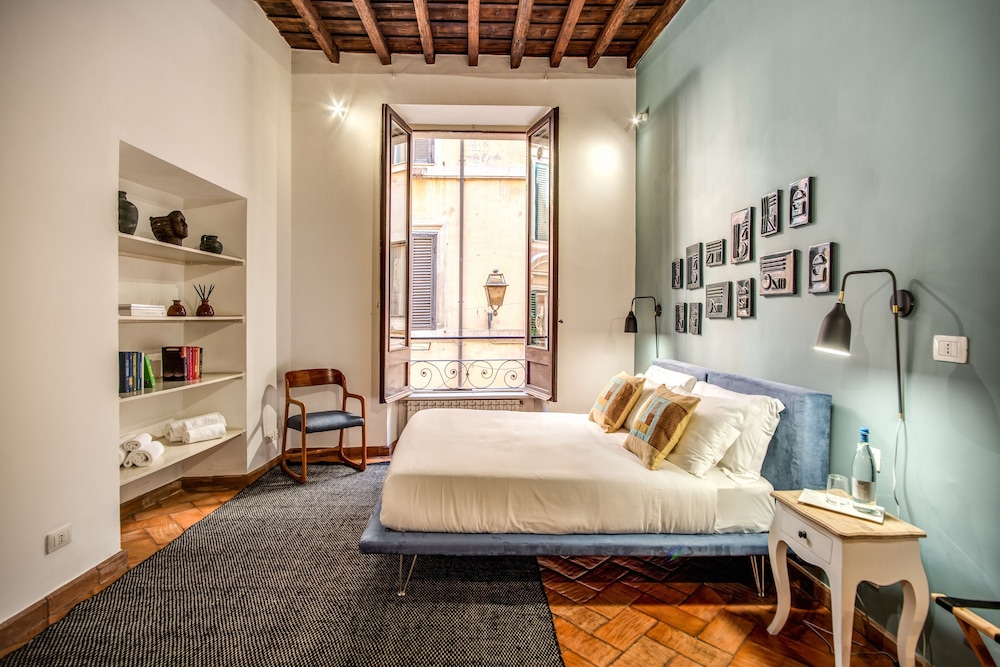 Your Suite Rome 11/50