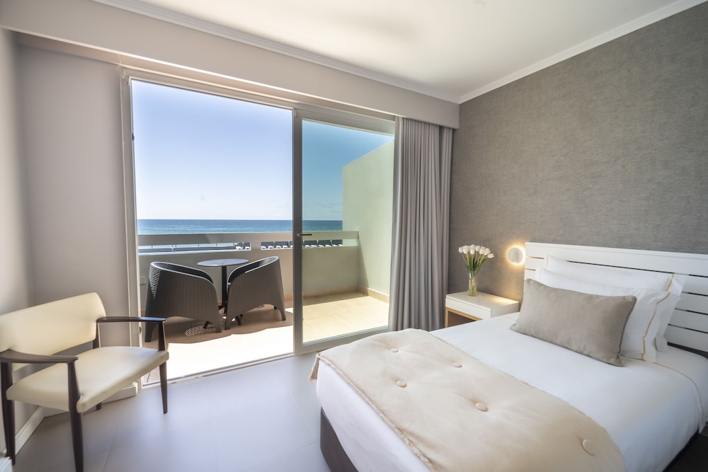 Hotel Arribas 16/66