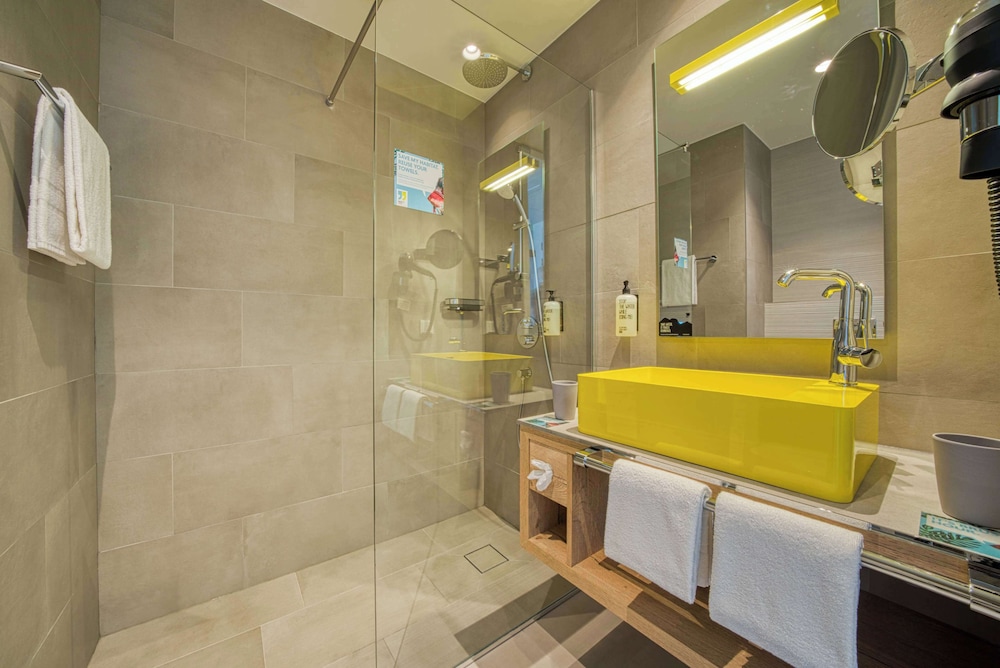 Vienna House Easy by Wyndham Amsterdam Airport 55/58