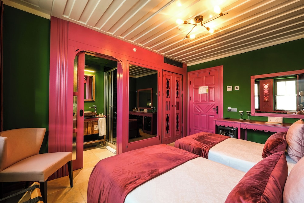 Kocadon Hotel 11/50