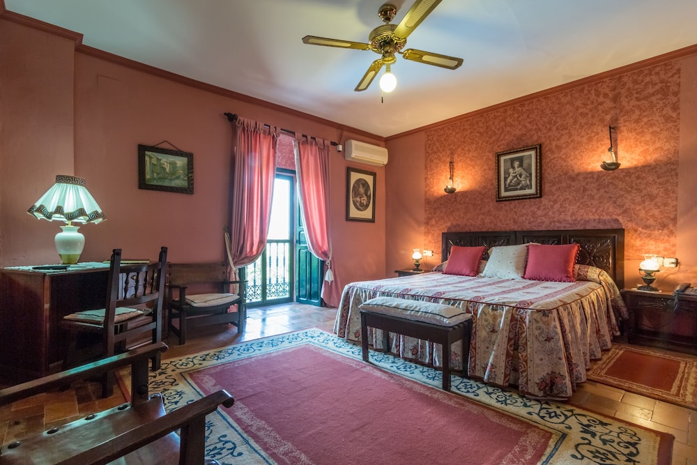 Hacienda El Santiscal - Adults Only 9/44