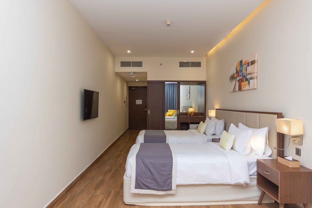 Le Wana Hotel 24/42
