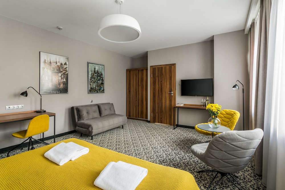 No.23 Premium Aparthotel 28/38