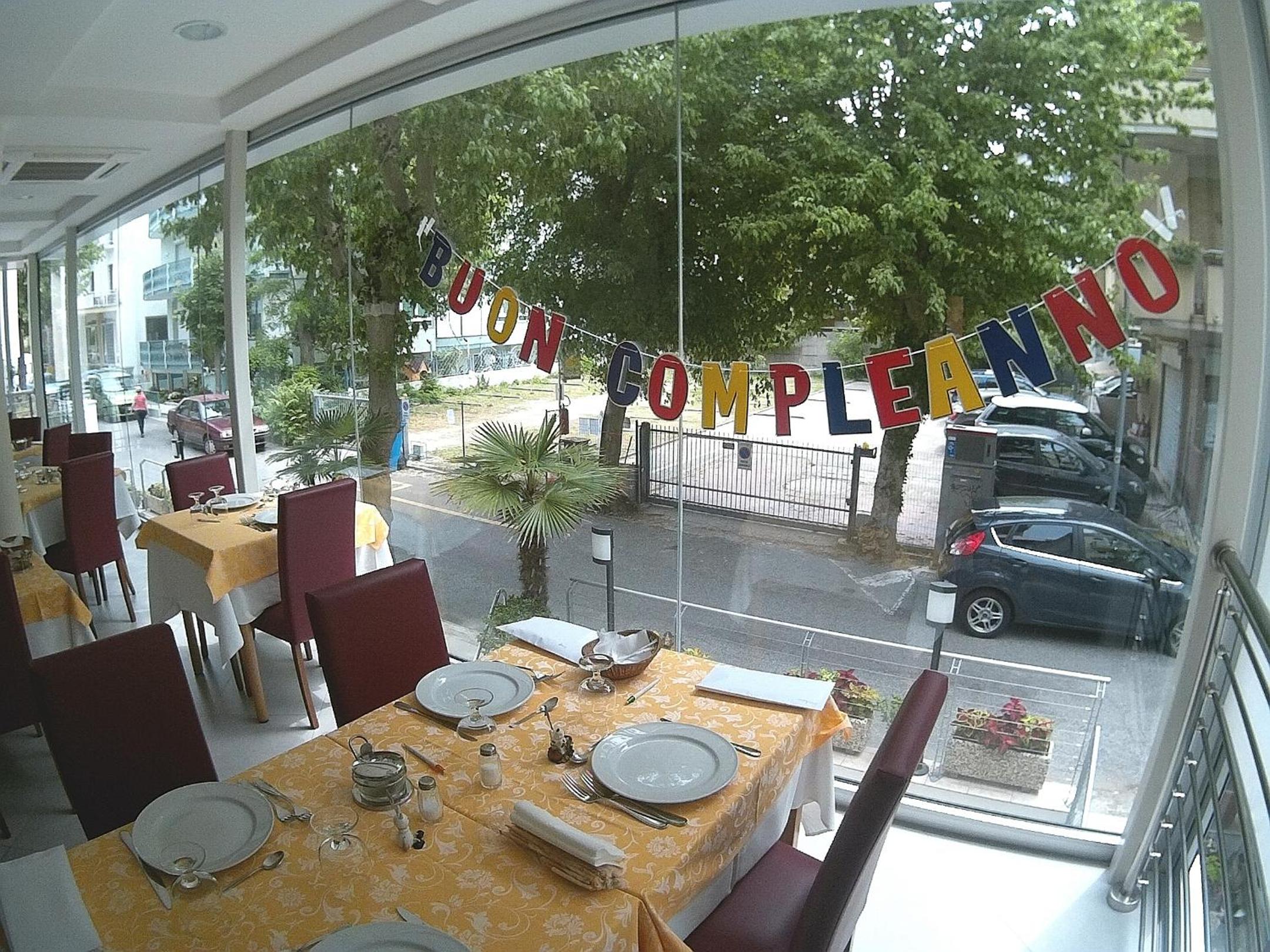 Hotel Azzurro 38/50