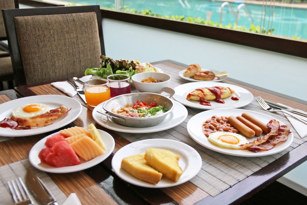 The Imperial Hotel And Convention Centre Korat 48/68