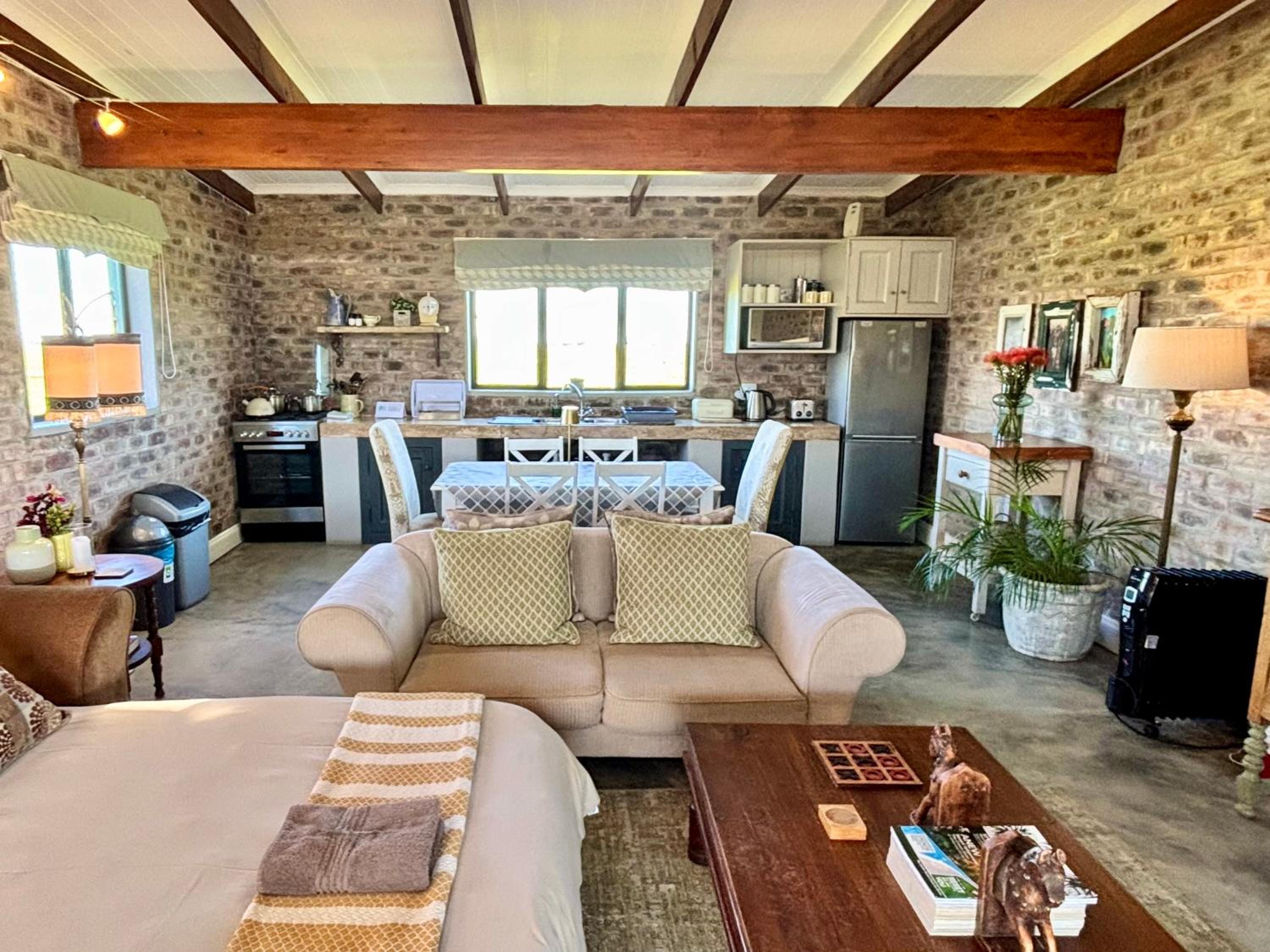 Libertas Guest Farm 16/34