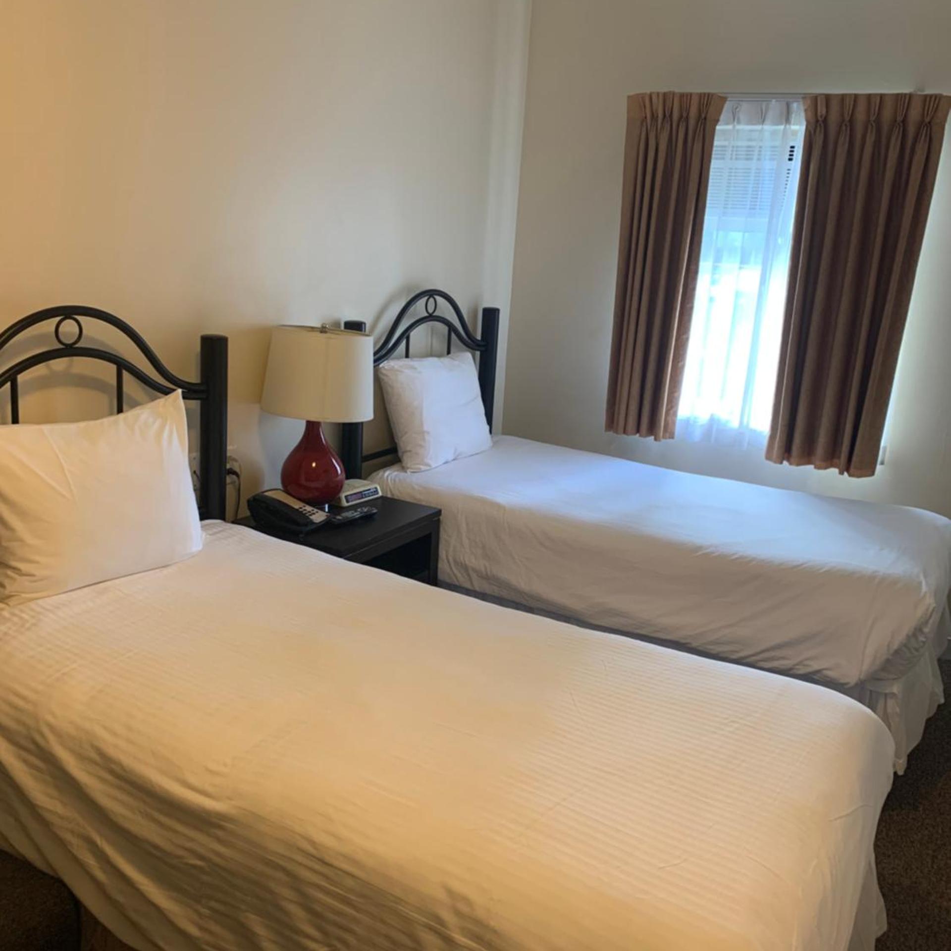 Barclay Hotel 3/41