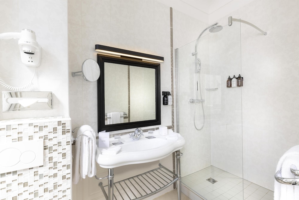 Hotel Claridge 47/50