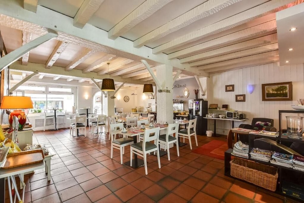 Brit Hotel Marbella 45/63